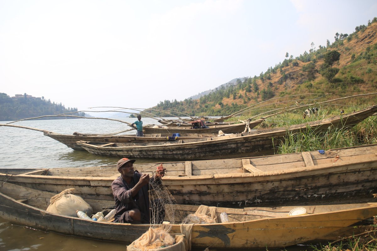 Rwanda Twin Lakes Eco Boat Tour – Burera and Ruhondo